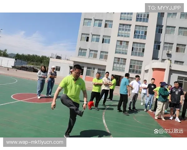 乐动体育比赛活动精彩瞬间回顾，见证运动员的激烈角逐与精彩表现